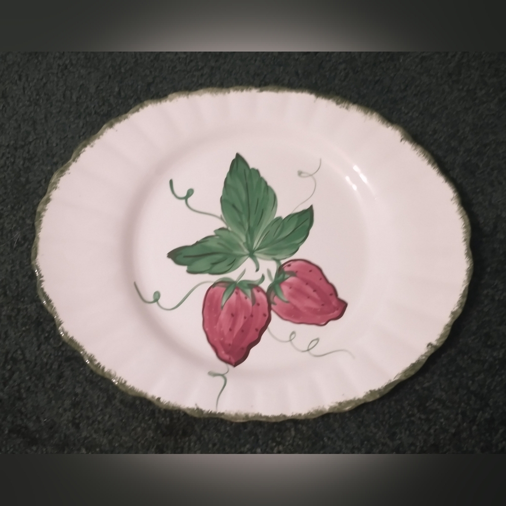 Vintage Blue Ridge Pottery Oval Platter Strawberry 14" X 11.25"  *AS IS*